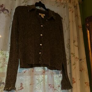 525 America Medium 55%silk 30%nylon, 15%angora button up sweater